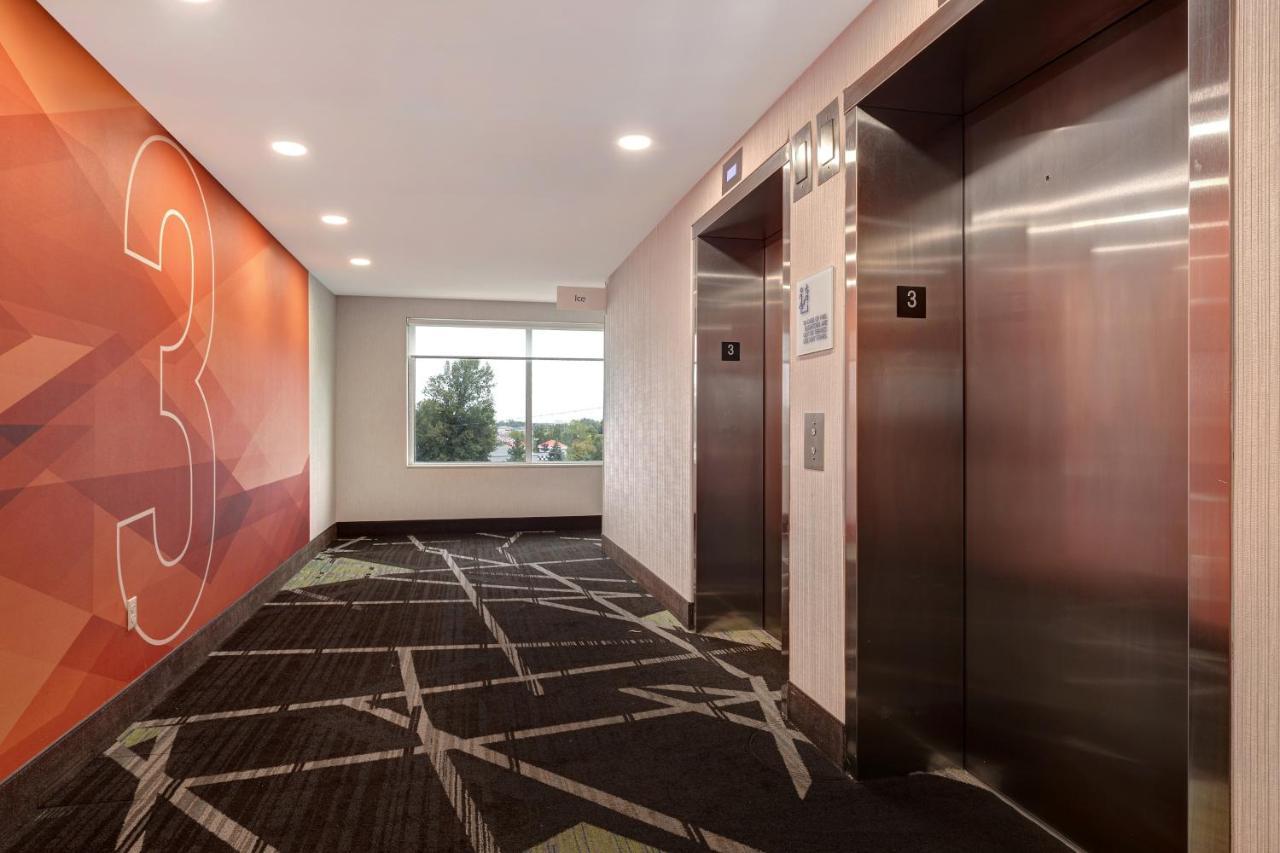 Holiday Inn Express & Suites - Grand Rapids South - Wyoming By Ihg Экстерьер фото