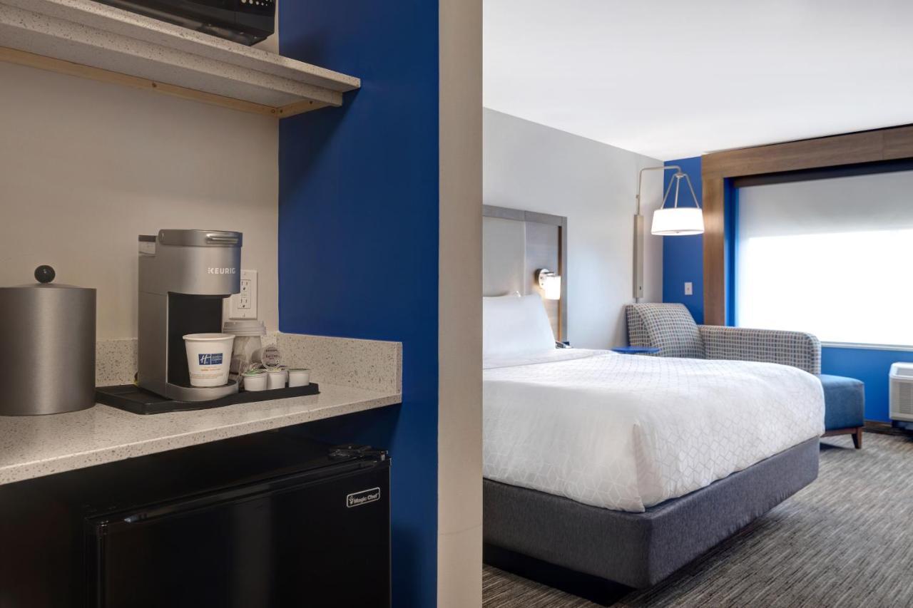 Holiday Inn Express & Suites - Grand Rapids South - Wyoming By Ihg Экстерьер фото